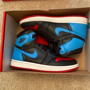 NC to Chicago Jordan 1 WMNS 6.5 $120
